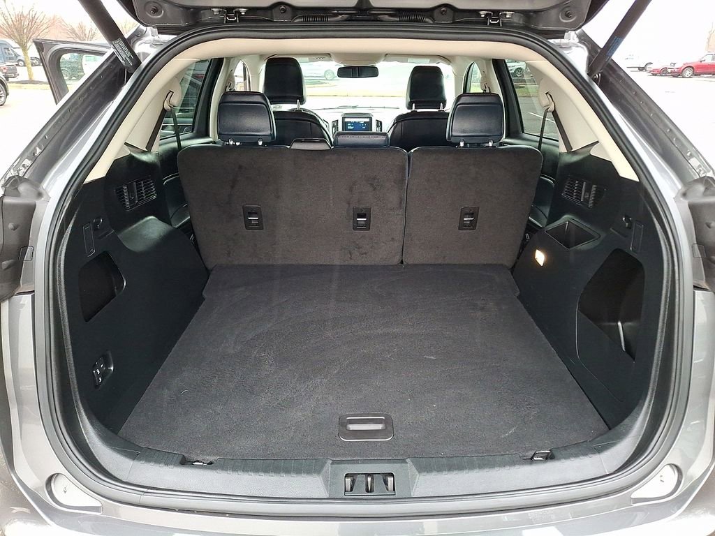 Certified 2022 Ford Edge SEL w/ Sport Appearance Package AWD/4WD image 29