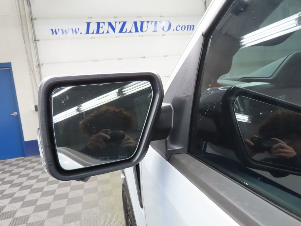 Used 2025 Ford F150 Lariat AWD/4WD image 60