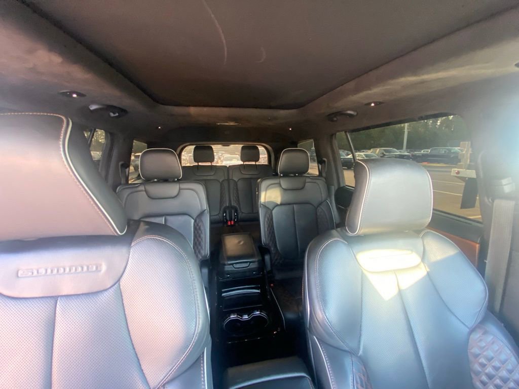 Used 2023 Jeep Grand Cherokee L Summit AWD/4WD image 30
