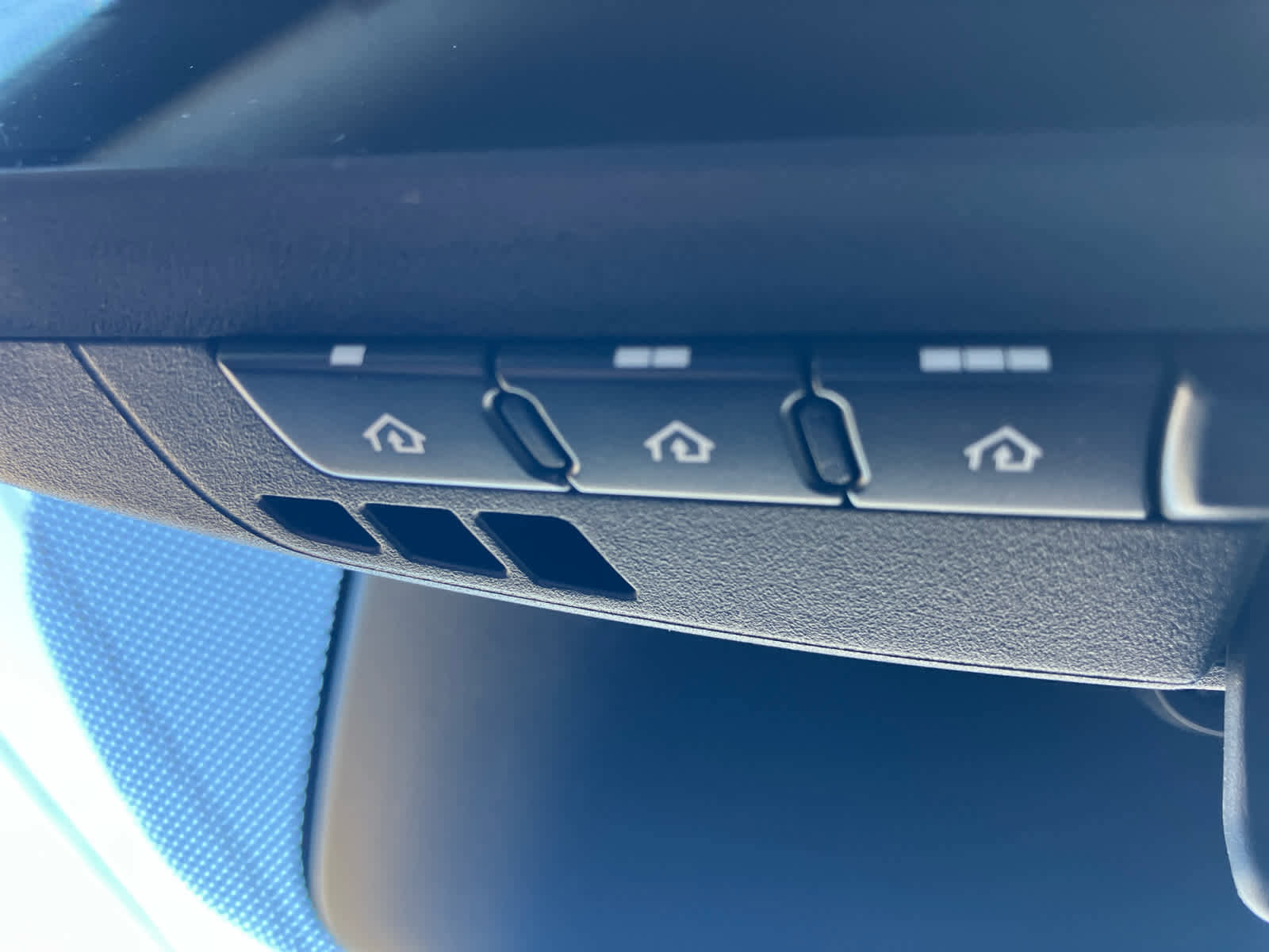 Used 2025 Toyota Crown Signia Limited image 23