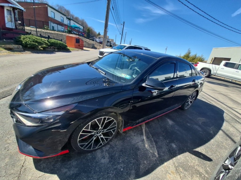 Used 2023 Hyundai Elantra N image 4
