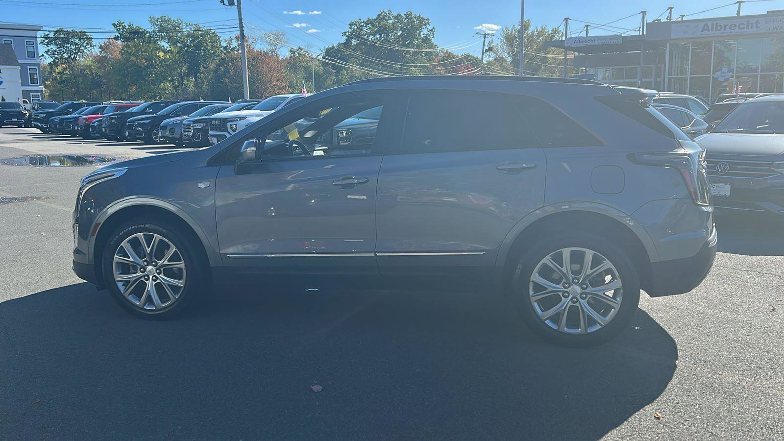 Used 2021 Cadillac XT5 Sportv w/ LPO, Floor Liner Package image 4