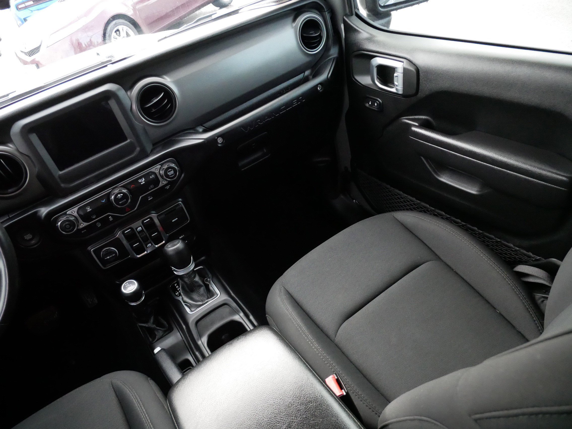 Used 2022 Jeep Wrangler Unlimited Sport image 11