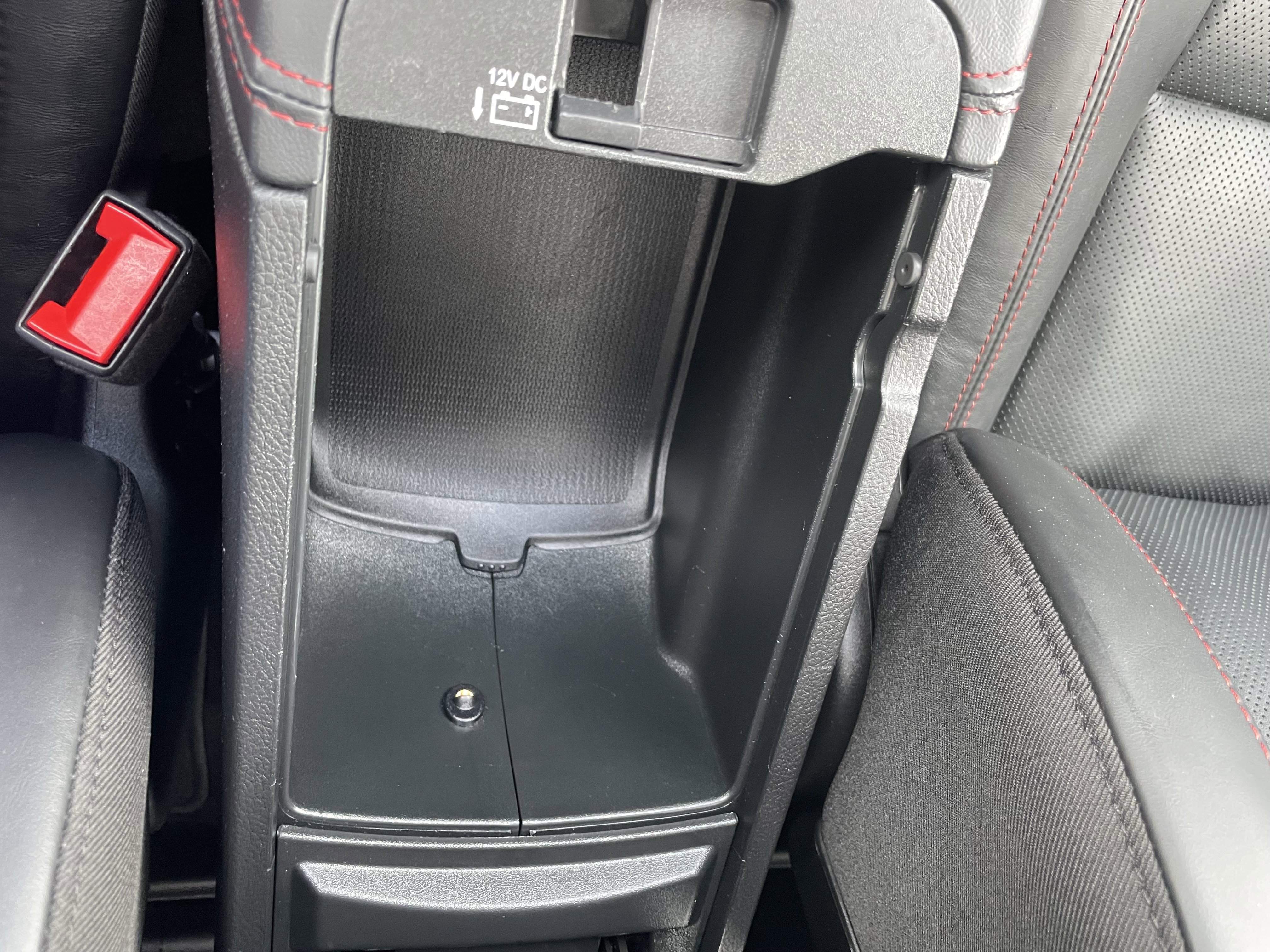 Used 2024 Dodge Durango GT image 23