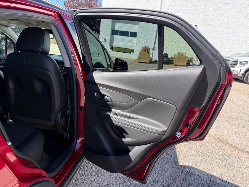 Used 2019 Buick Encore Preferred w/ Safety Package FWD image 19