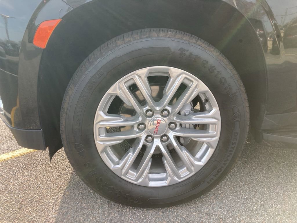 Used 2024 GMC Yukon SLT image 10