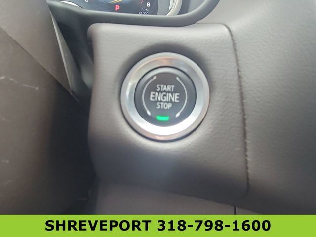Certified 2022 GMC Yukon SLT w/ SLT Luxury Package RWD image 16