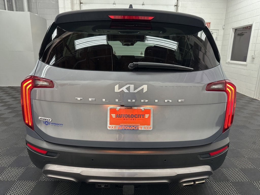 Used 2022 Kia Telluride EX w/ EX Premium Package image 8