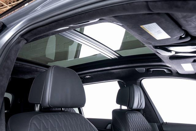 Used 2025 BMW ALPINA XB7 image 61