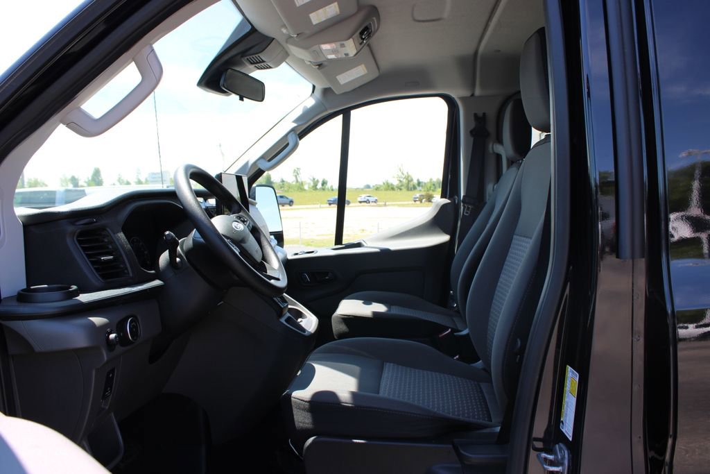 Used 2025 Ford Transit 350 XLT RWD image 19