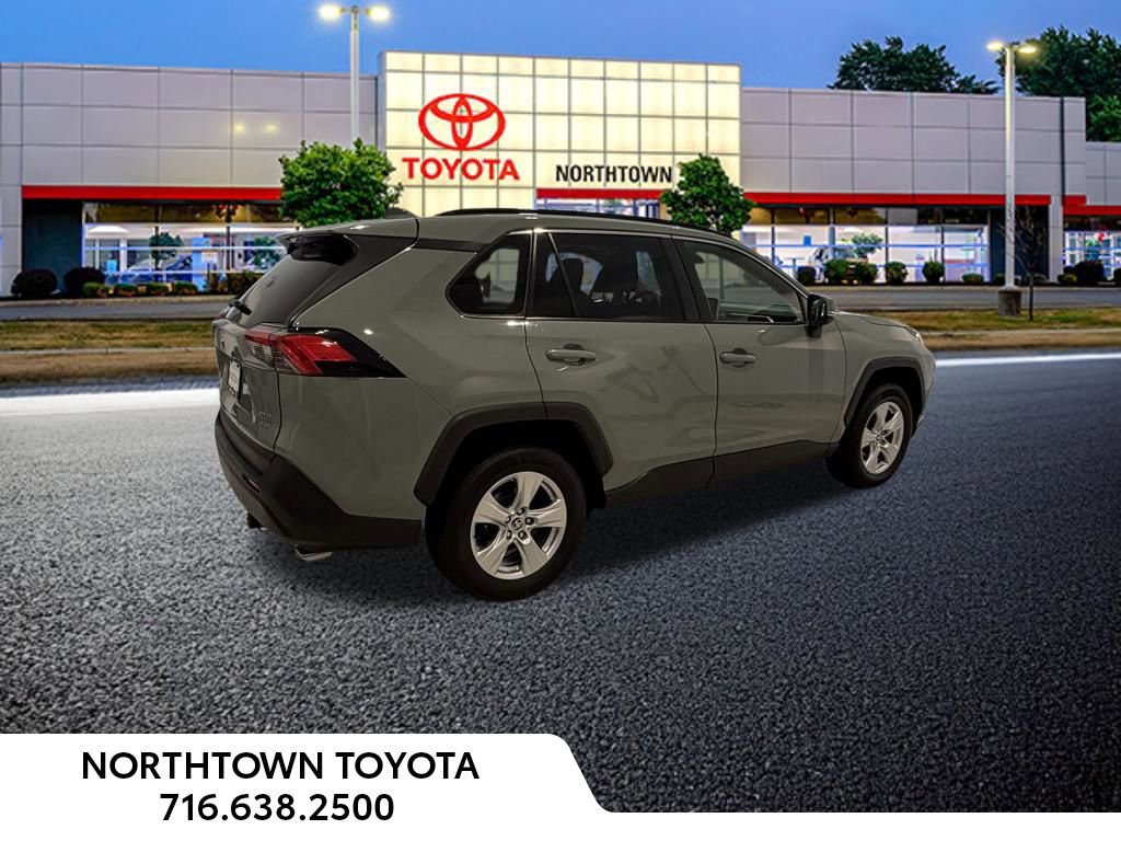 Used 2020 Toyota RAV4 XLE w/ Convenience Package AWD/4WD image 12