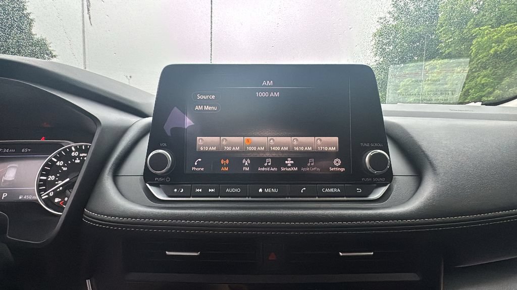 Used 2025 Nissan Rogue SV AWD/4WD image 18