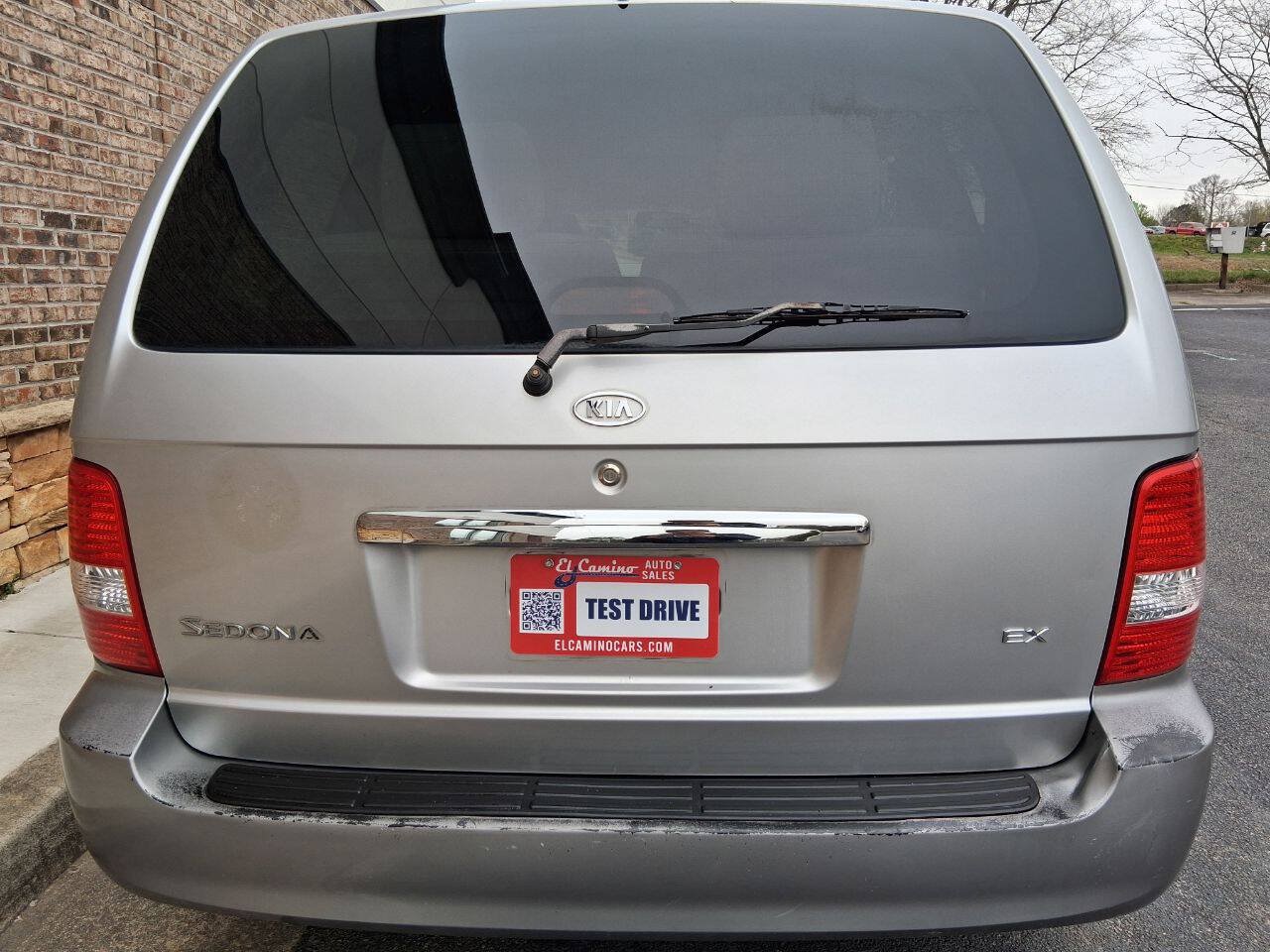 Used 2005 Kia Sedona EX FWD image 23