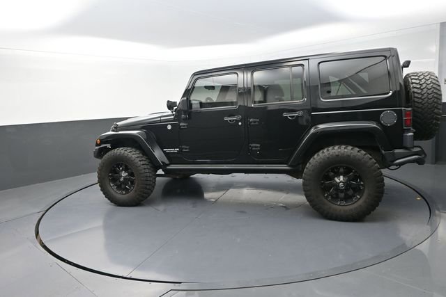 Used 2012 Jeep Wrangler Unlimited Rubicon image 96