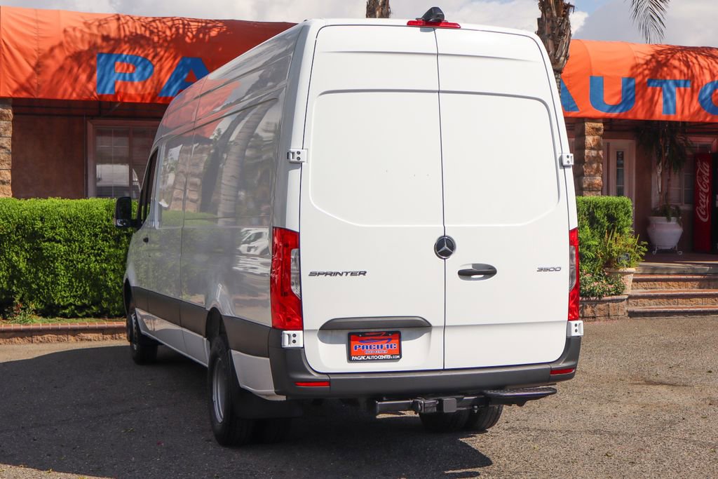 Used 2021 Mercedes-Benz Sprinter 3500 image 6