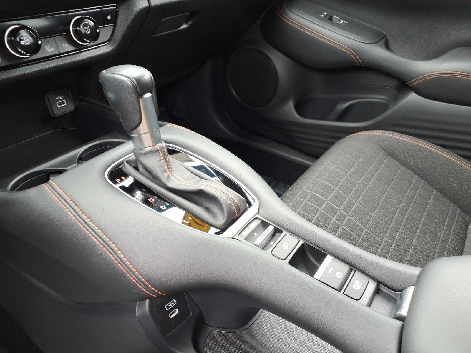 Certified 2024 Honda HR-V Sport image 22