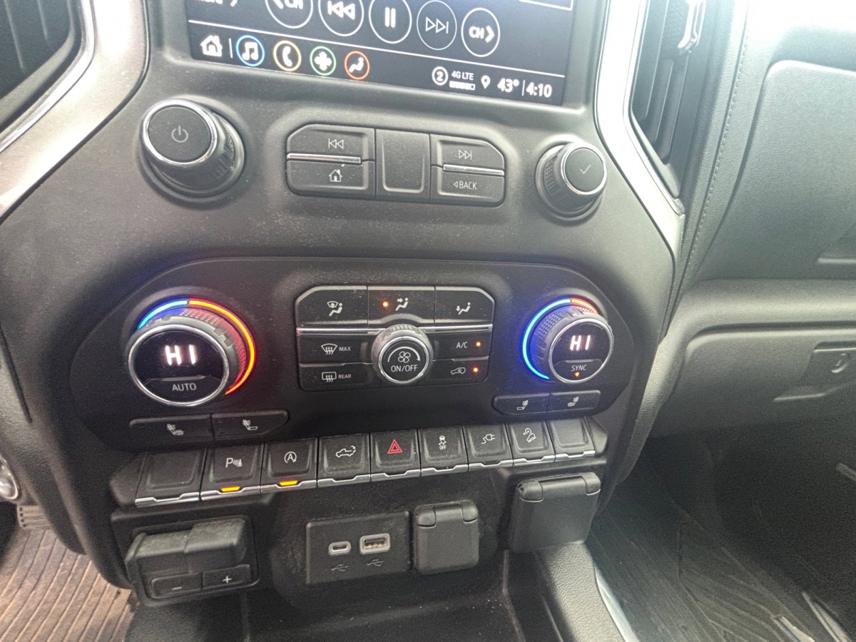 Used 2021 Chevrolet Silverado 1500 LT Trail Boss w/ Convenience Package II image 5