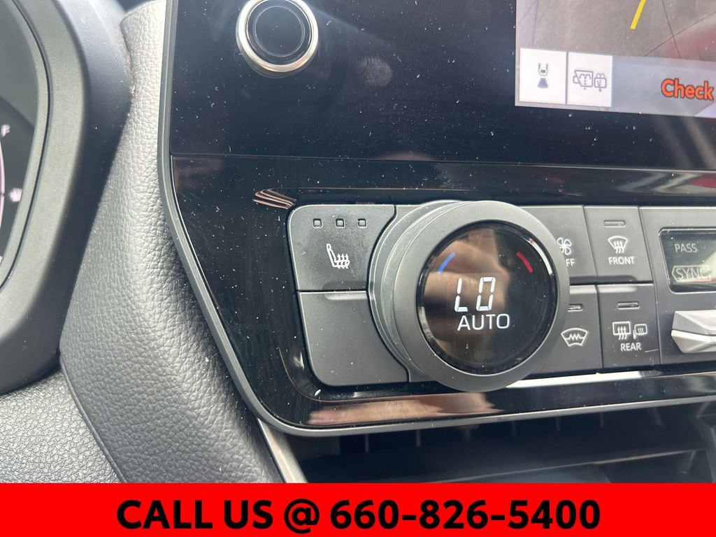 Certified 2024 Toyota Grand Highlander AWD image 18
