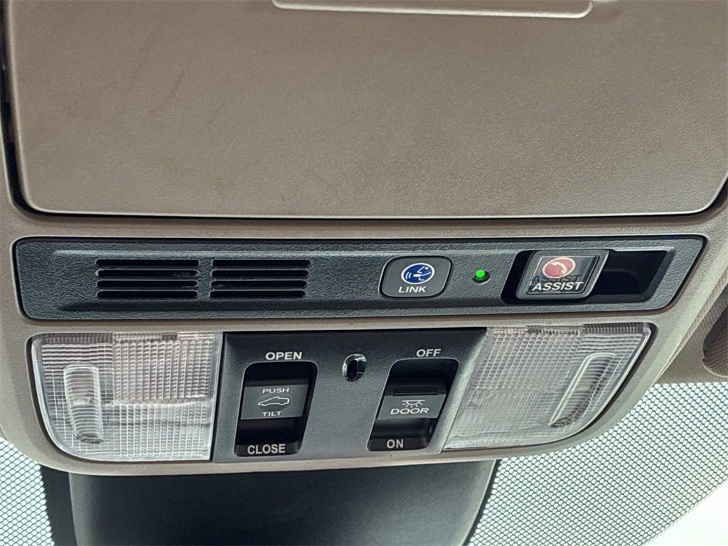 Used 2023 Honda Odyssey Touring image 46