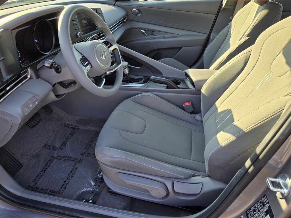 Certified 2023 Hyundai Elantra SEL w/ Cargo Package image 10