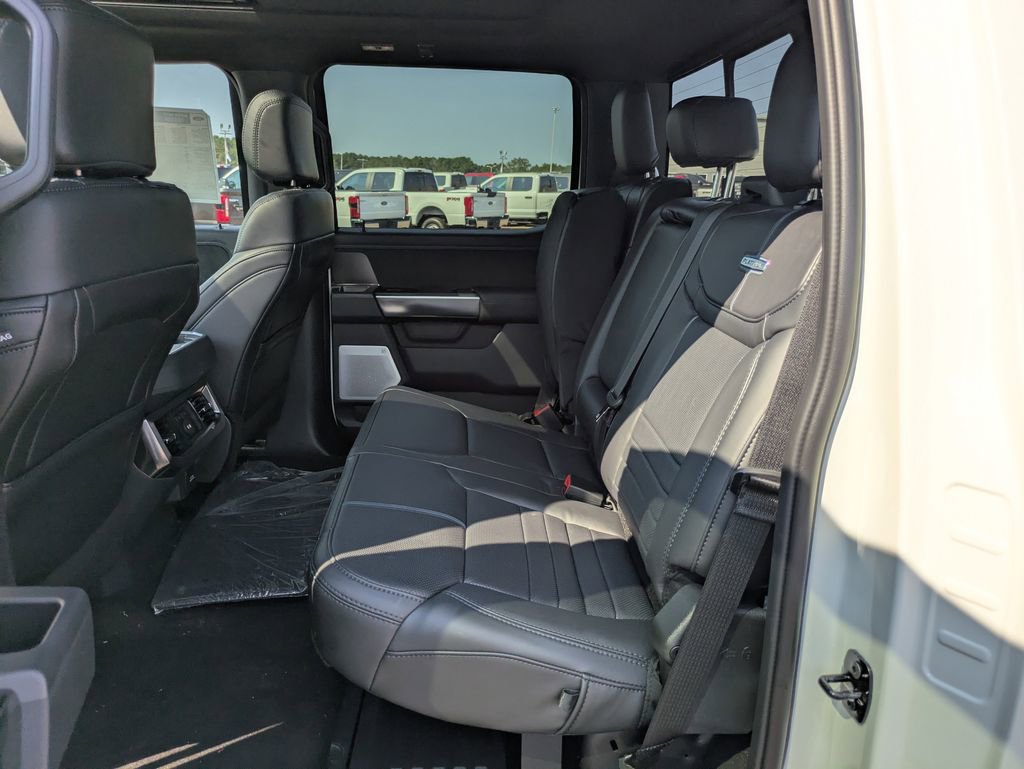 New 2026 Ford F350 Platinum w/ FX4 Off-Road Package image 13