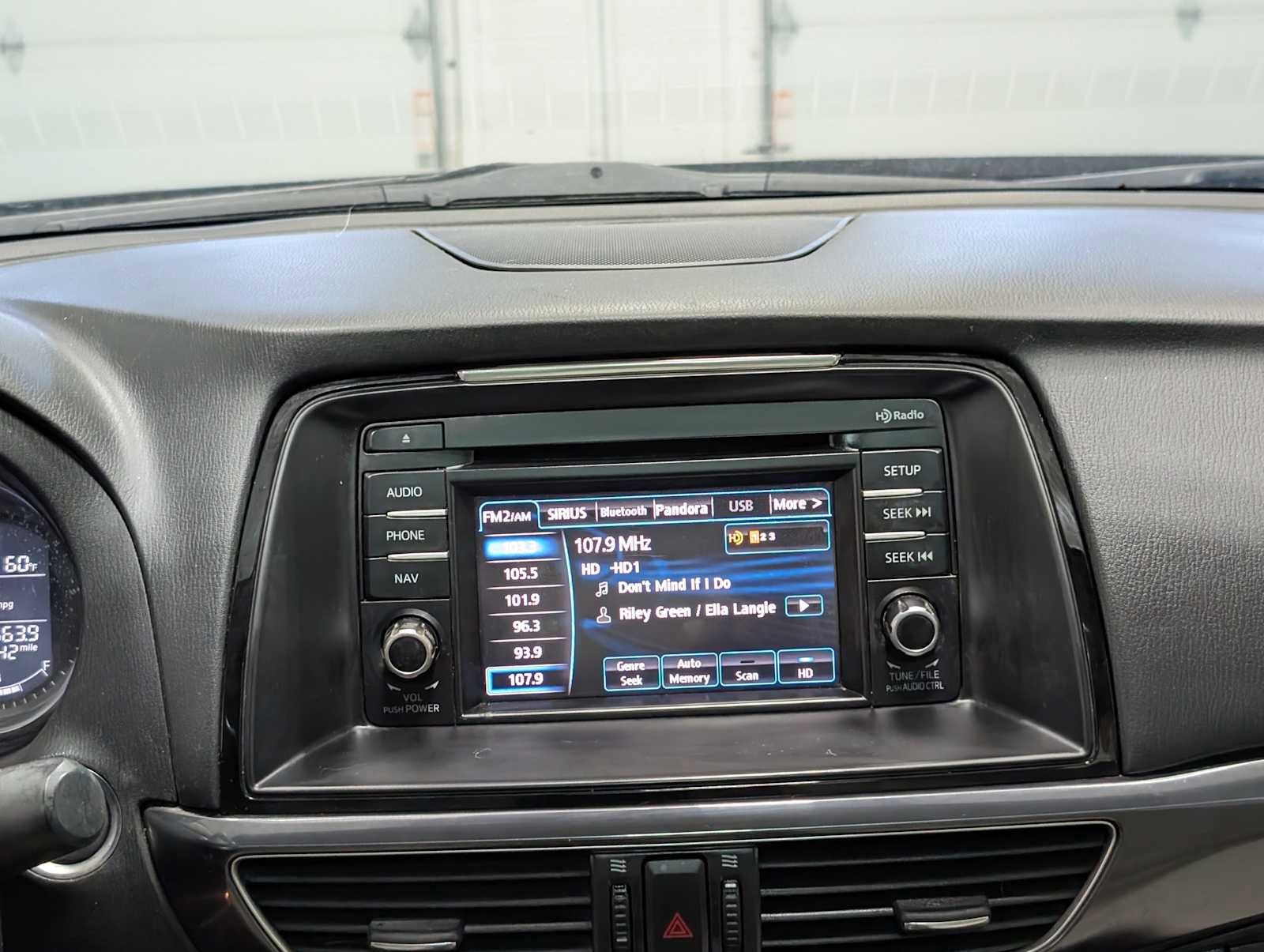 Used 2015 MAZDA MAZDA6 Touring image 18