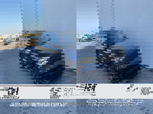 Used 2024 Dodge Durango SXT w/ SXT Blacktop Group