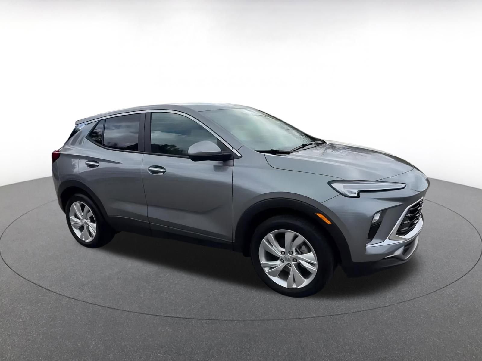 Used 2025 Buick Encore GX Preferred image 2