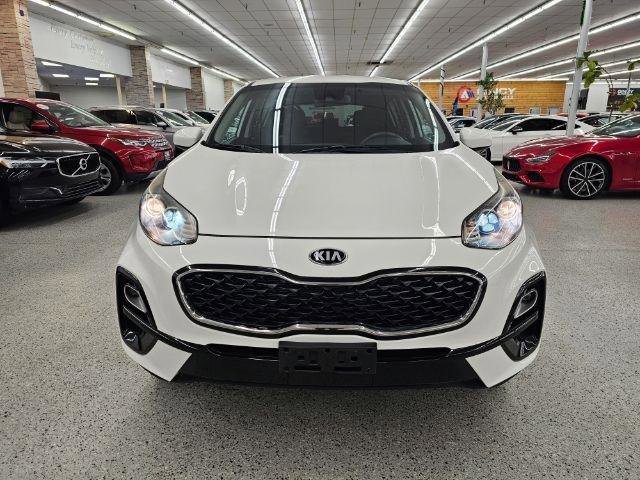 Used 2020 Kia Sportage LX image 2