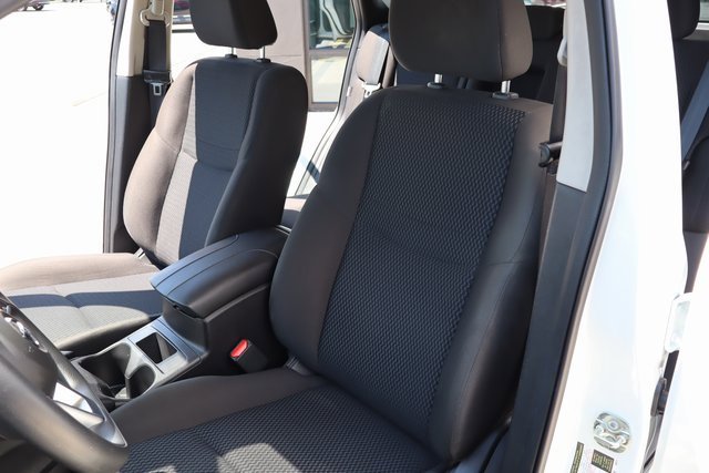 Used 2022 Nissan Rogue Sport S image 10