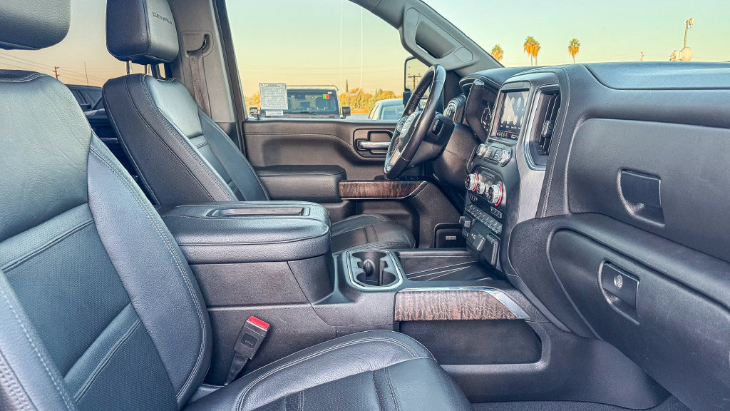 Used 2022 GMC Sierra 2500 Denali w/ Technology Package AWD/4WD image 20