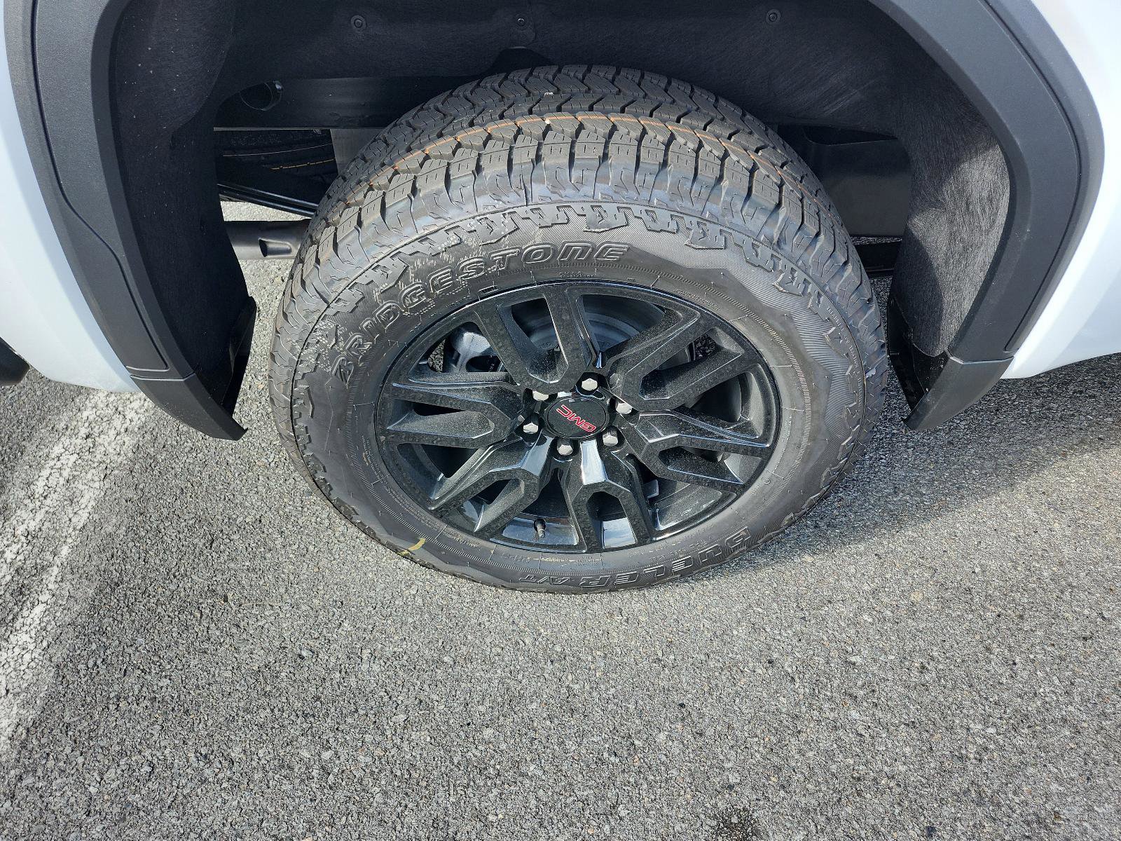 New 2026 GMC Sierra 1500 Elevation image 6