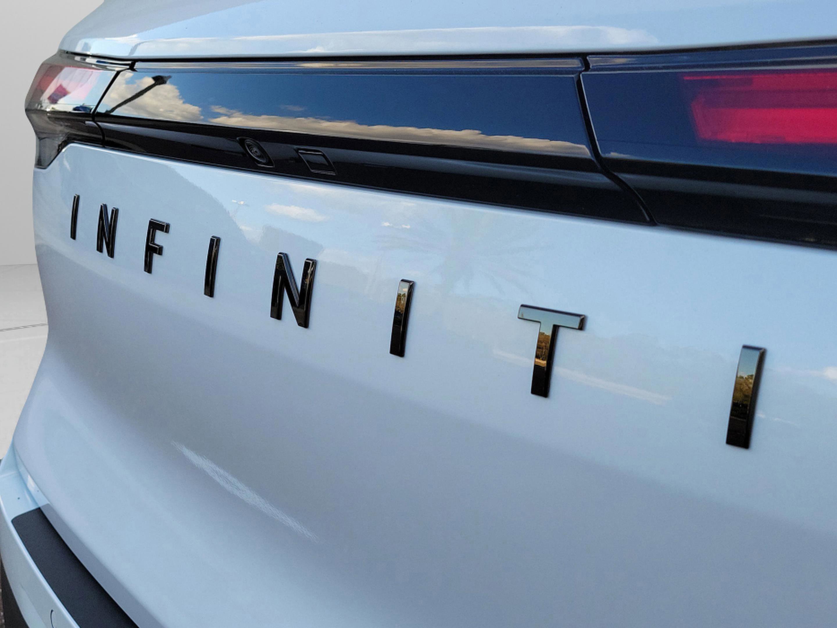 New 2026 INFINITI QX60 Sport w/ Dark Cargo Package image 33