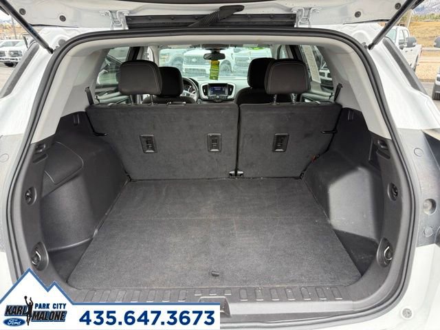 Used 2024 GMC Terrain SLE w/ Elevation Edition image 29