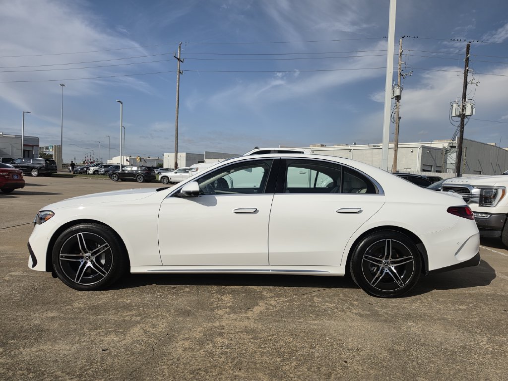 Used 2025 Mercedes-Benz E 350 4MATIC Sedan w/ Winter Package image 6