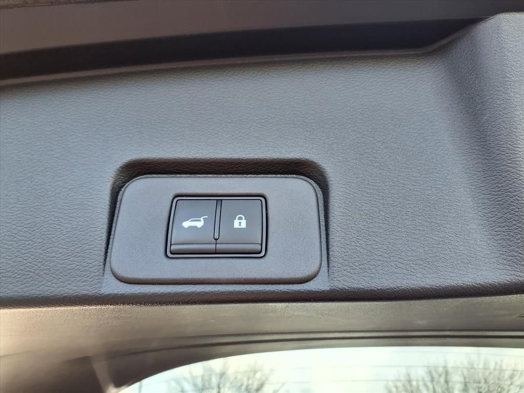 Certified 2025 Nissan Rogue SL w/ Tech Package image 27