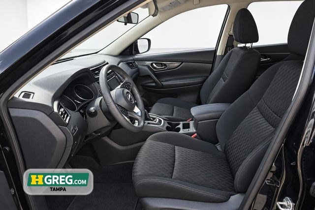 Used 2020 Nissan Rogue SV FWD image 10