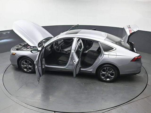 Used 2023 Honda Accord EX image 43