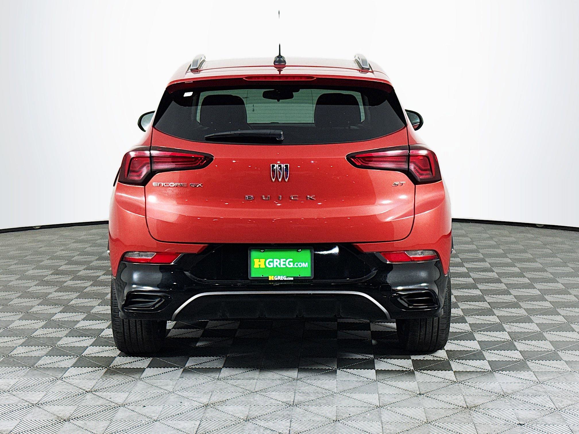 Used 2024 Buick Encore GX Sport Touring w/ Comfort Package image 8