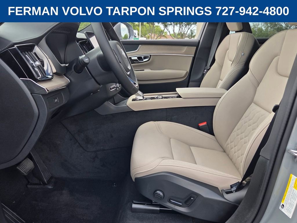 New 2026 Volvo XC90 B6 Plus w/ Protection Package Premier image 12
