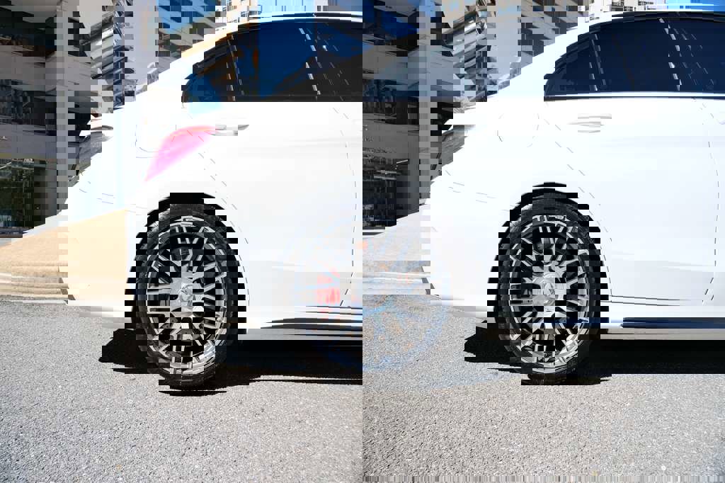 Used 2016 Mercedes-Benz C 63 AMG S image 12