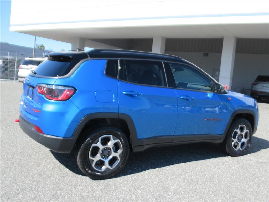 Used 2022 Jeep Compass Trailhawk image 6