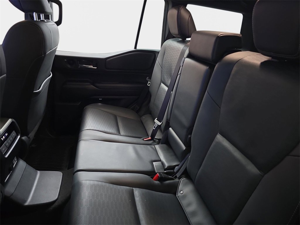 Used 2024 Toyota Land Cruiser image 17