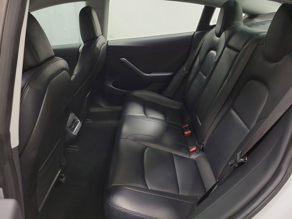 Used 2018 Tesla Model 3 Long Range image 24