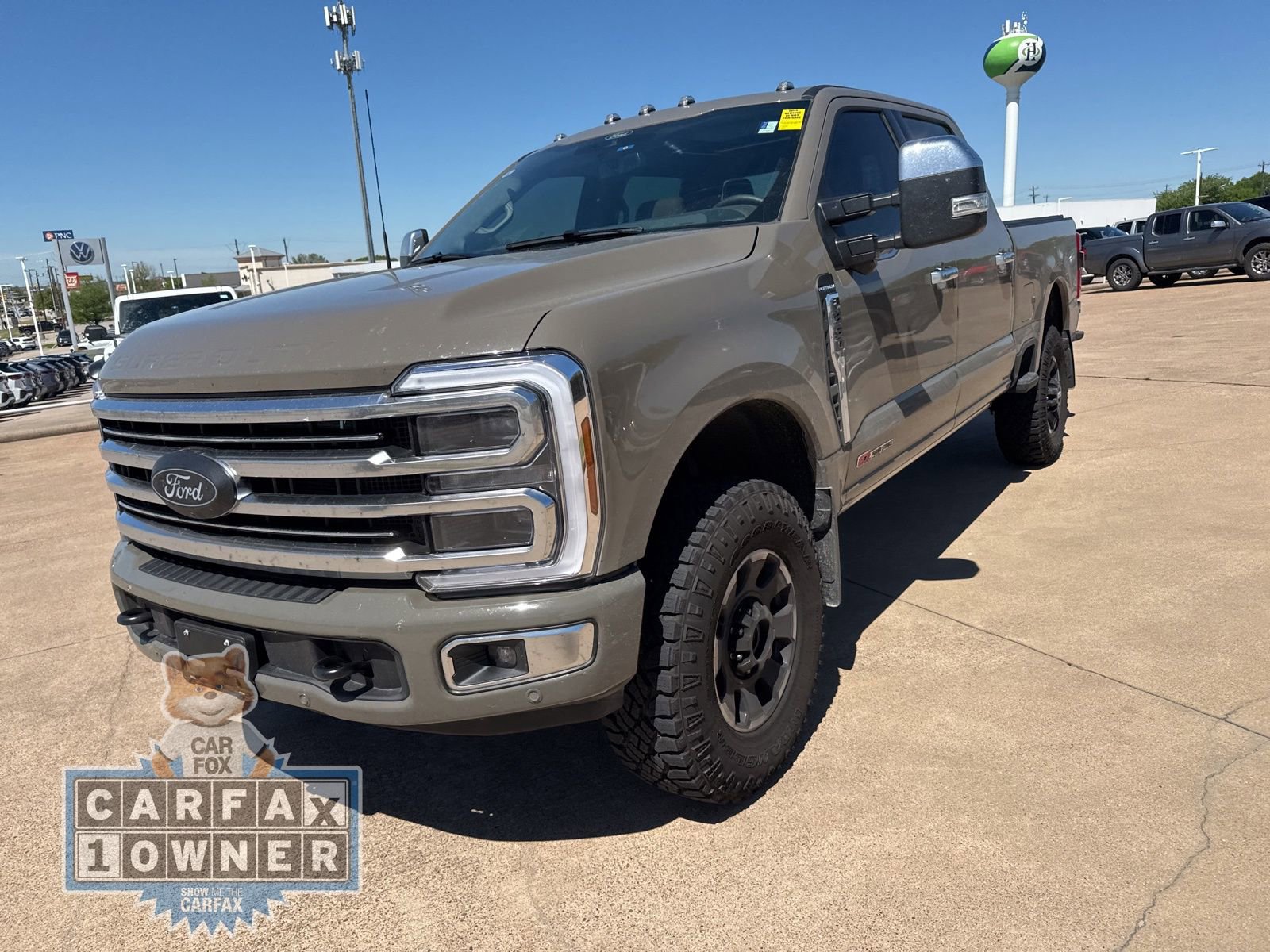 Used 2026 Ford F350 Platinum w/ Platinum Plus Package image 3