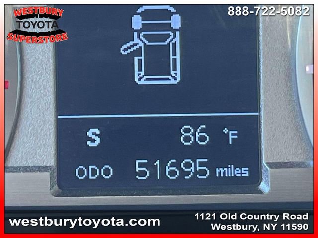 Used 2018 Toyota 4Runner SR5 AWD/4WD image 28