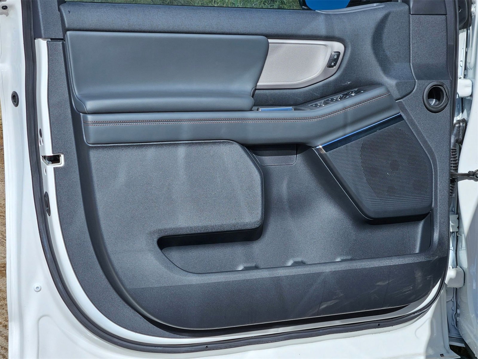 New 2025 Ford Expedition Max Active image 12