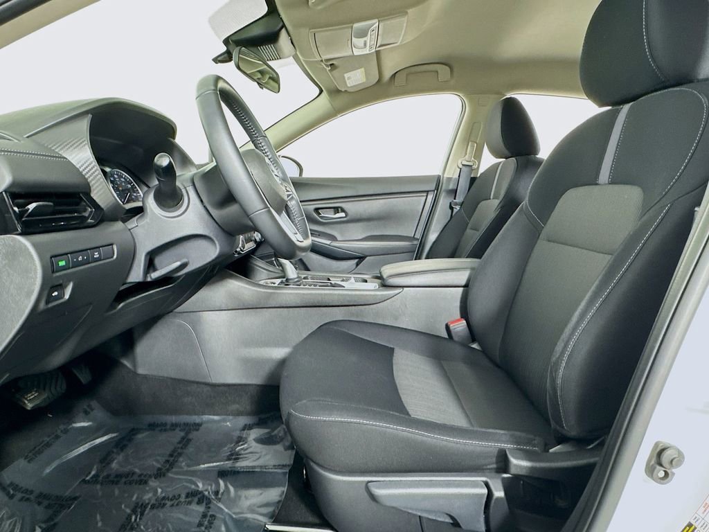 Used 2023 Nissan Sentra SV image 11