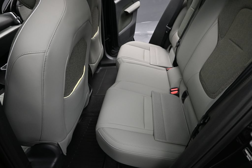 New 2026 Volvo EX30 Plus w/ Protection Package Premier AWD/4WD image 12