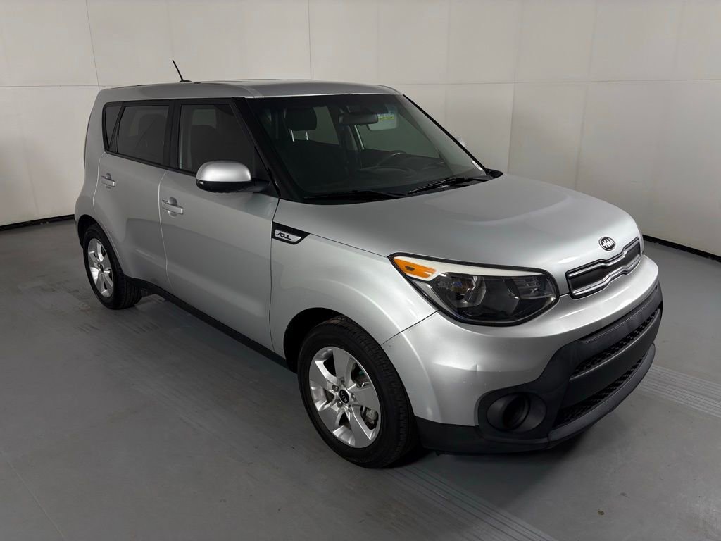 Used 2019 Kia Soul FWD image 2